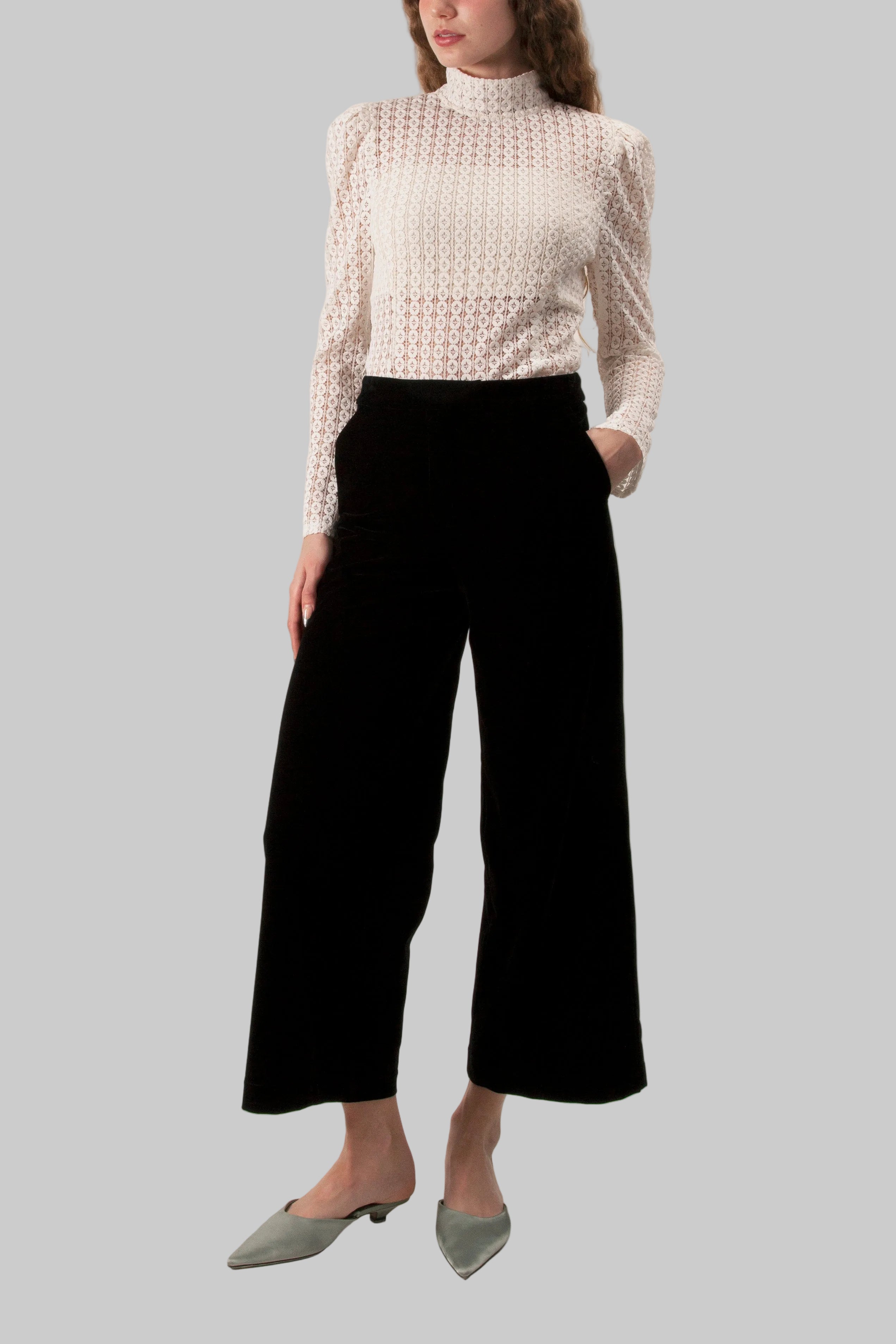 Perfect for pairing with blouses, knits, or tailored jackets, these pants transition seamlessly from office wear to evening outings.