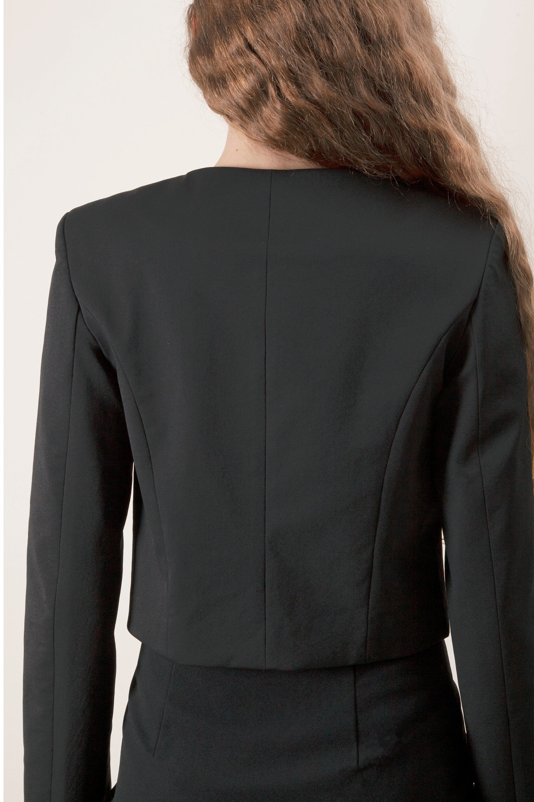 A statement of quiet luxury, this jacket offers elevated versatility, pairing effortlessly with tailored trousers or contemporary dresses.