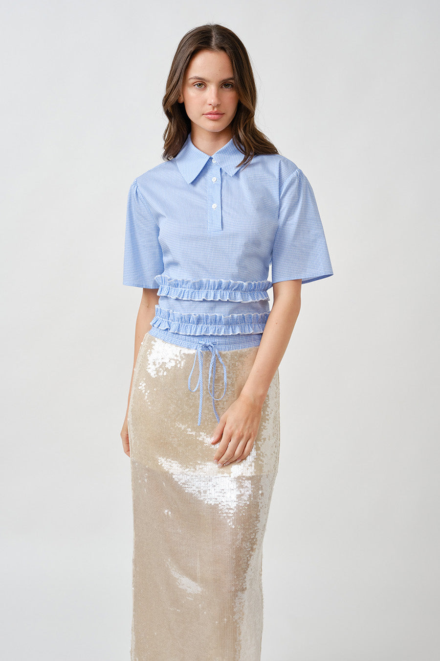 Thoughtfully balanced between structure and softness, this piece transitions seamlessly from elevated daytime styling to relaxed evening moments.