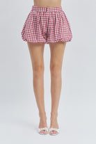 balloon silhouette and voluminous shorts